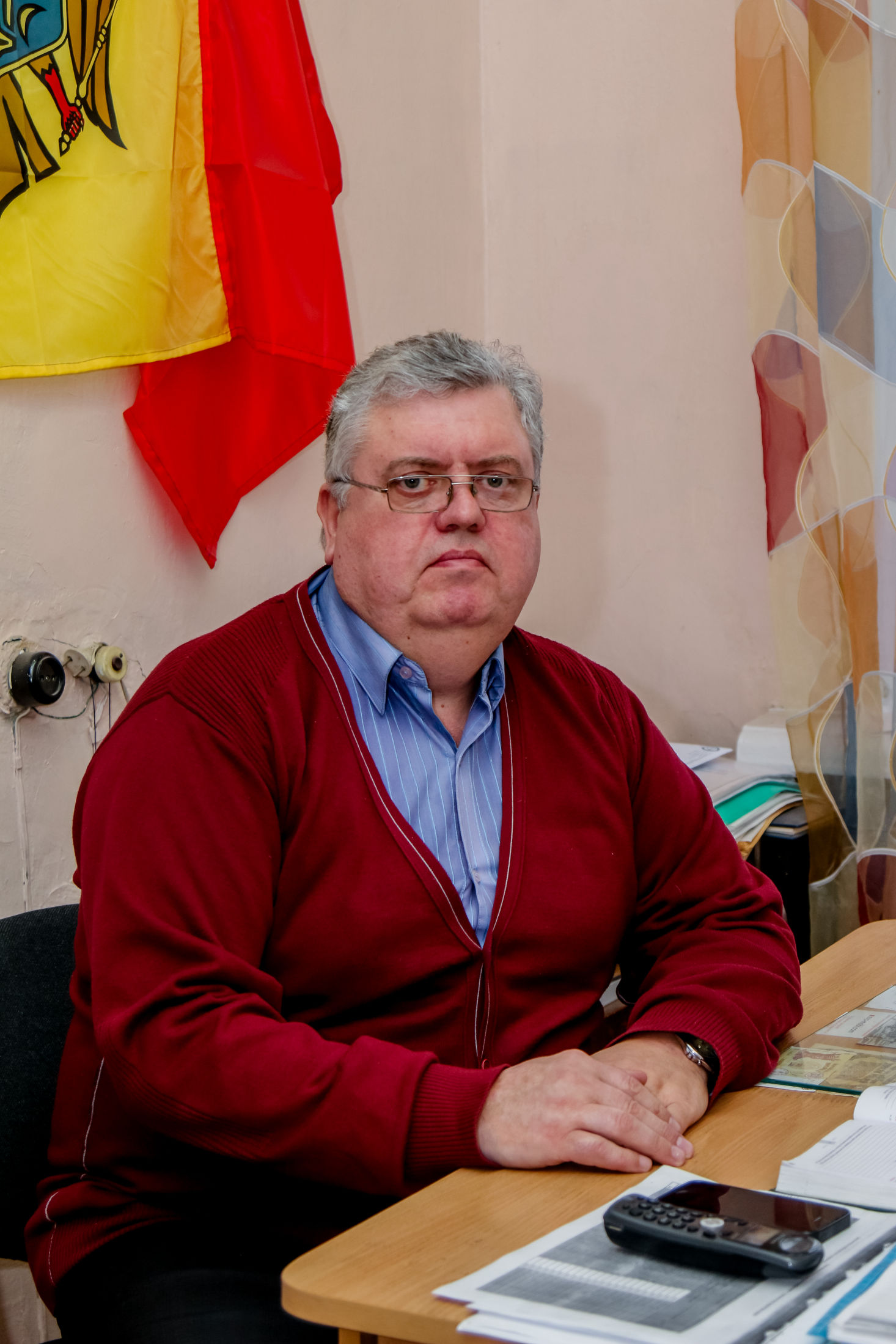 Директор гимназии №4 Анатолий Маху