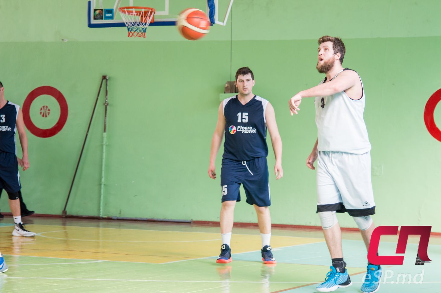 Баскетбол в Бельцах «UA-Баско» - «Флоаре»