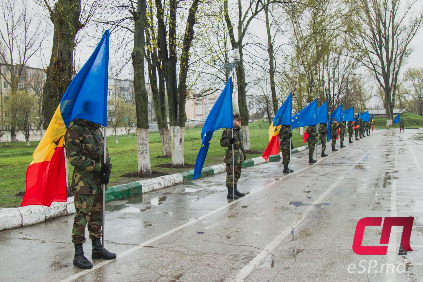 День мотопехотной бригады Moldova в Бельцах