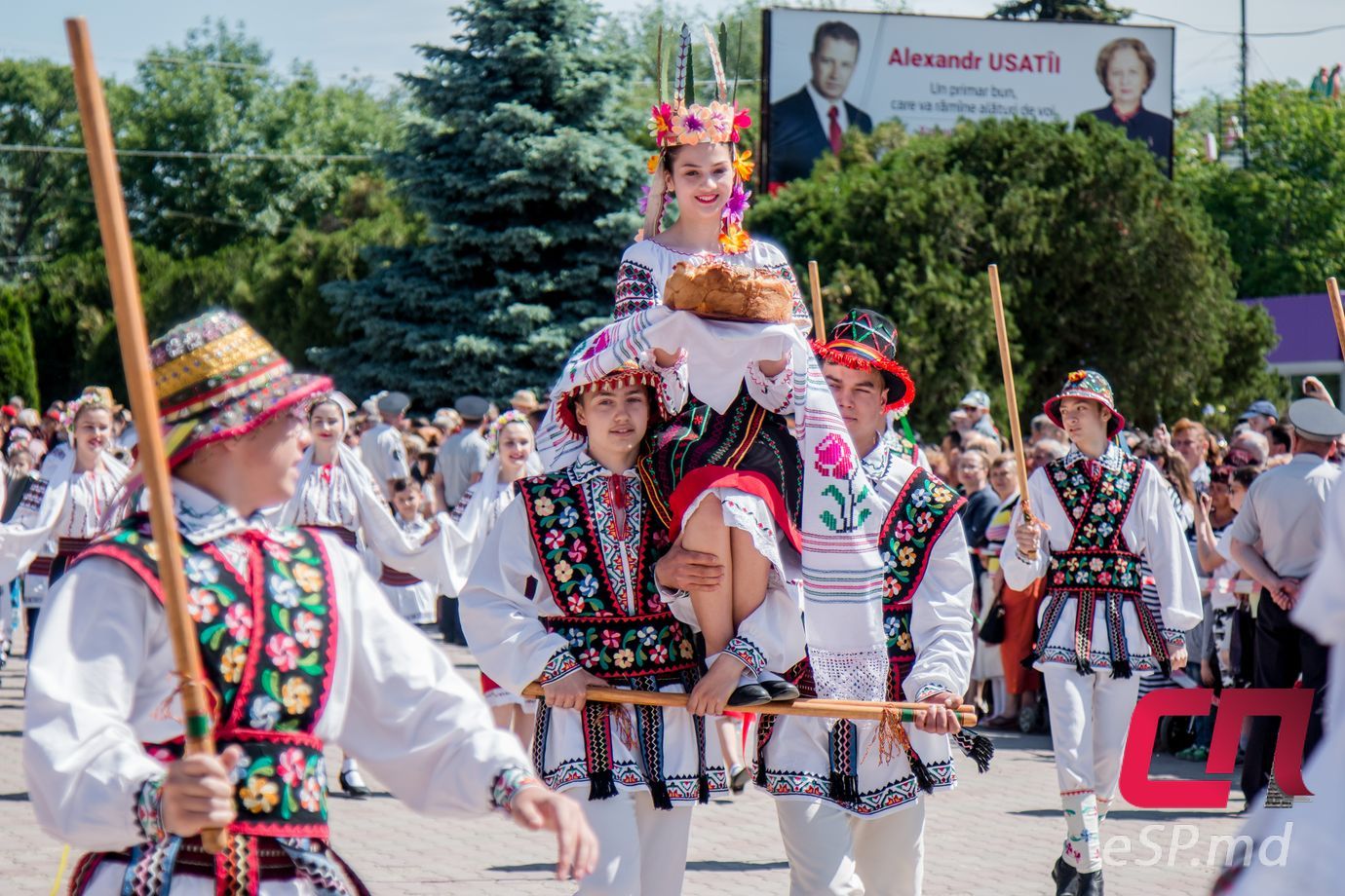 День города Бельцы, Храм города, парад