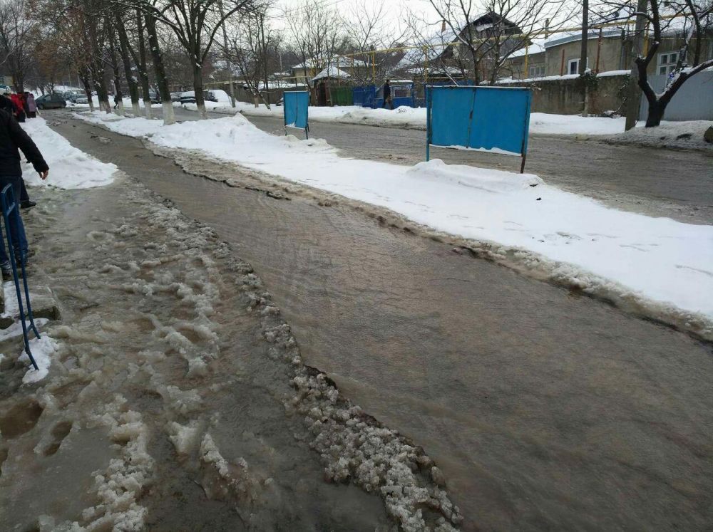 Сильный прорыв водопровода на «БАМе» фото 5