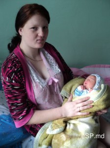 Первые малыши 2012 года в Бельцах фото 2