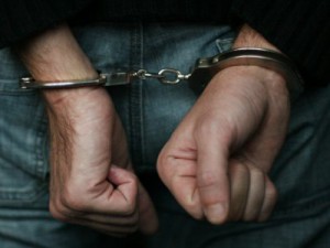 Липовый СИБовец вымогал деньги у полицейского