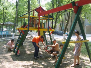 S8004231 Игровая площадка в подарок детской больнице