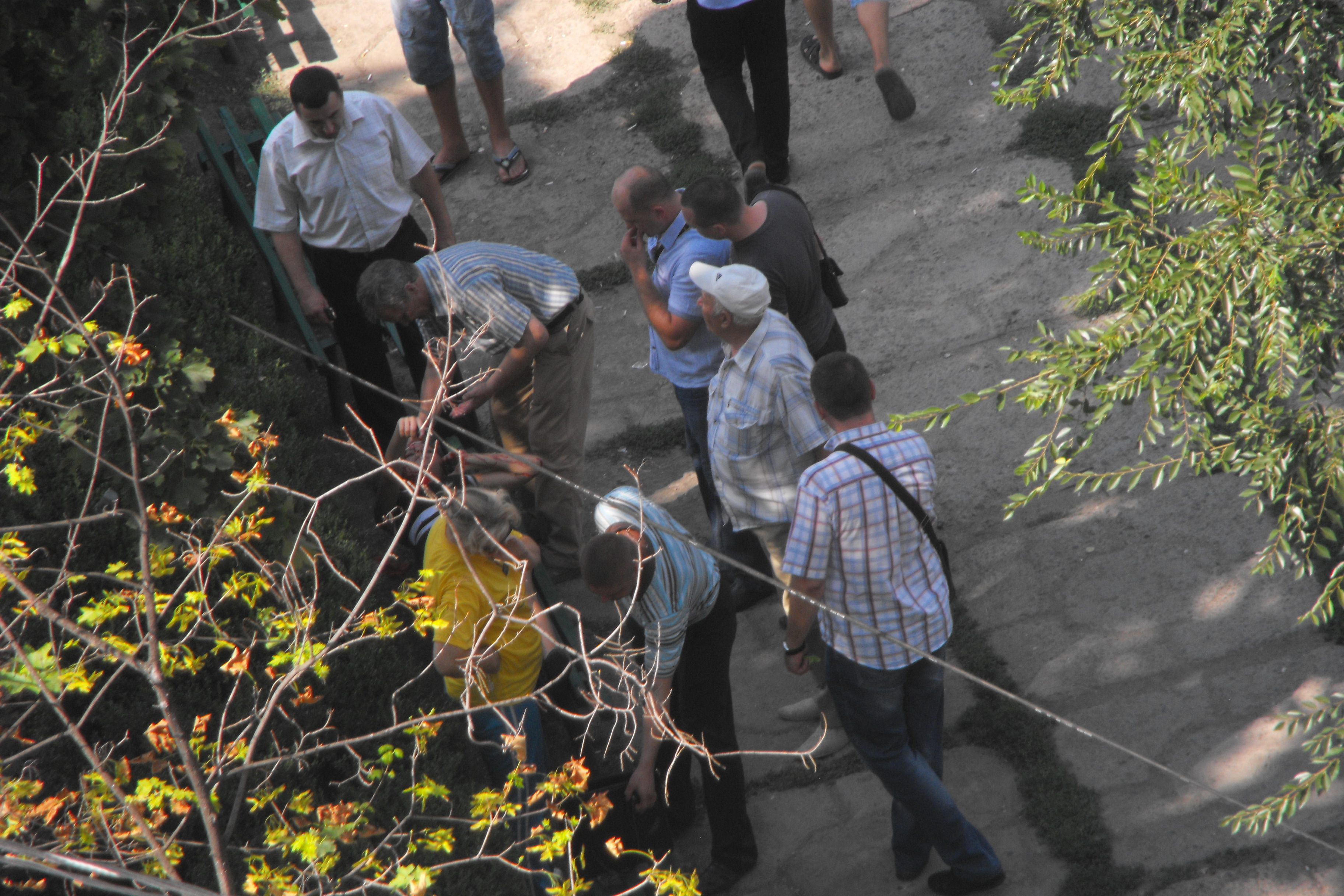 Изображение 1091 В ходе манифестаций в Бельцах был ранен журналист фото 1