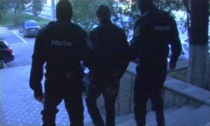 Убийца пожилой женщины забрал у нее золотые зубы (видео)