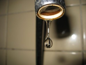 Водоканал ведёт борьбу с должниками