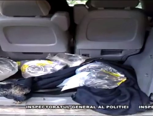 detali Провозил автозапчасти в обход таможни