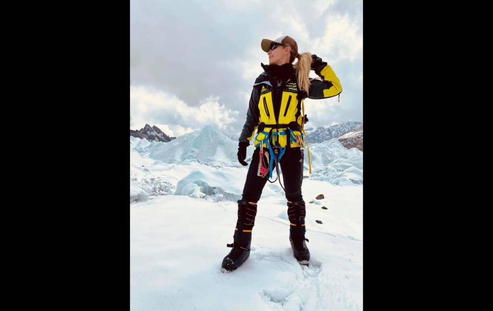T Dental demonstration Prima femeie din R. Moldova a cucerit vârful Everest | СП - Știri Bălți  Moldova