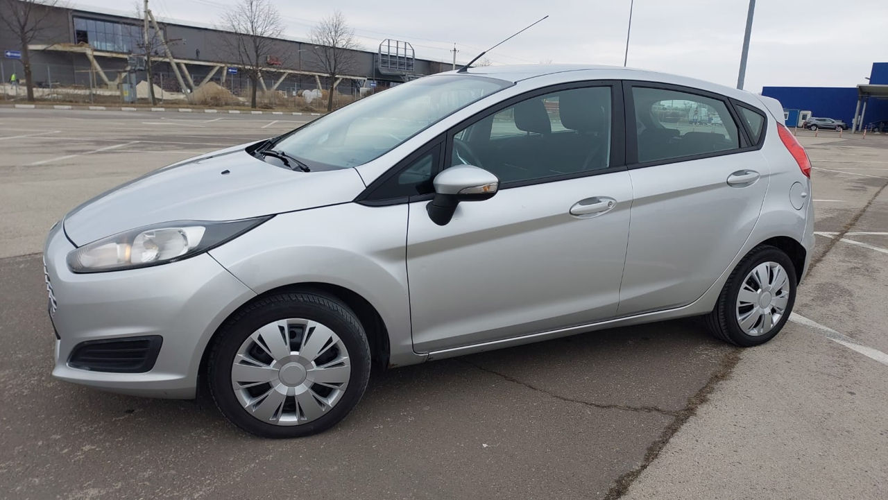 Авто младше 10 лет на продажу в Бельцах 