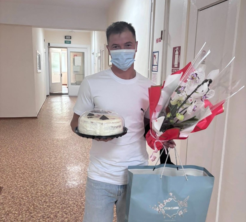 В Кишинёве 19-летняя мама родила тройню — все девочки фото 2