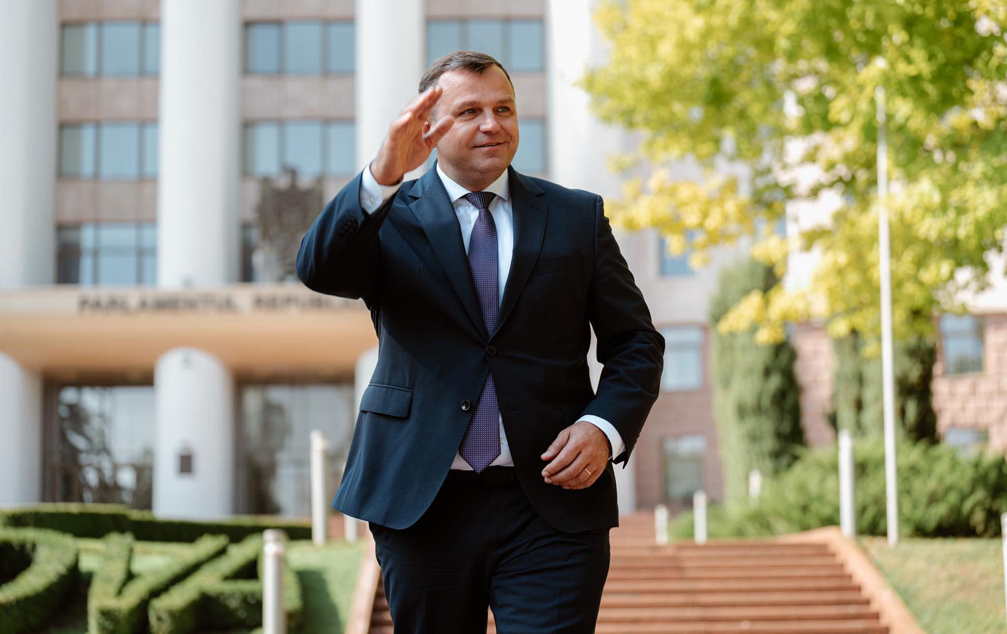 Андрей Нэстасе