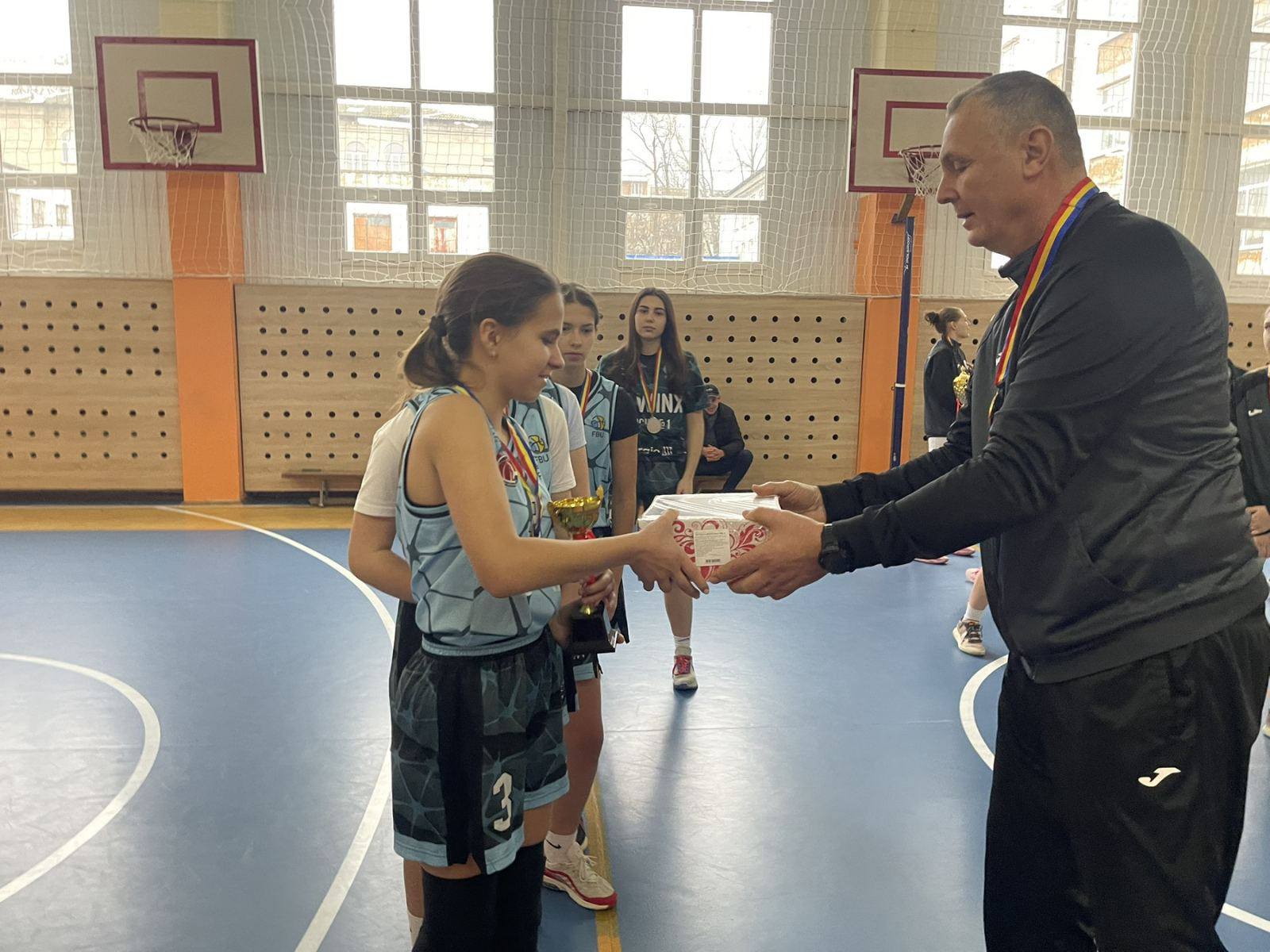 баскетбол девушки Дед Мороз 3