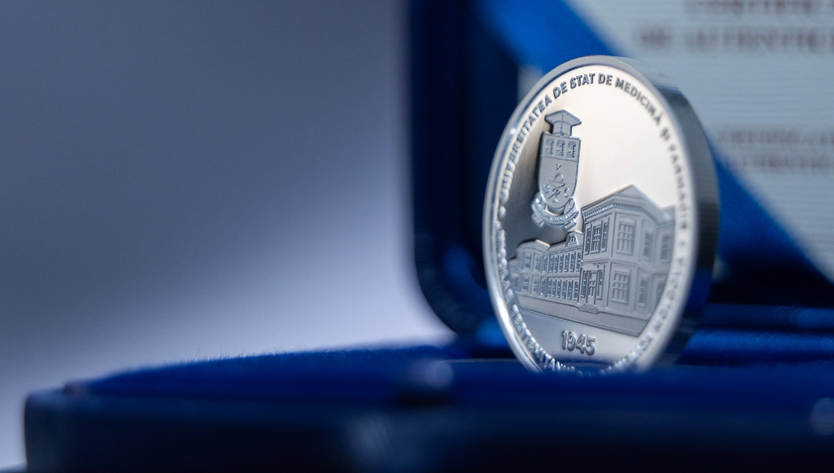 Монета медуинверситета