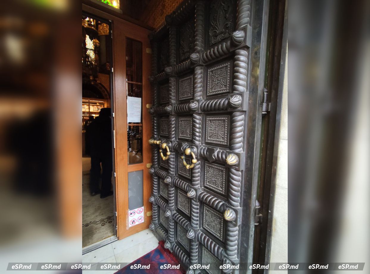 Яссы. Храм Трех Святителей