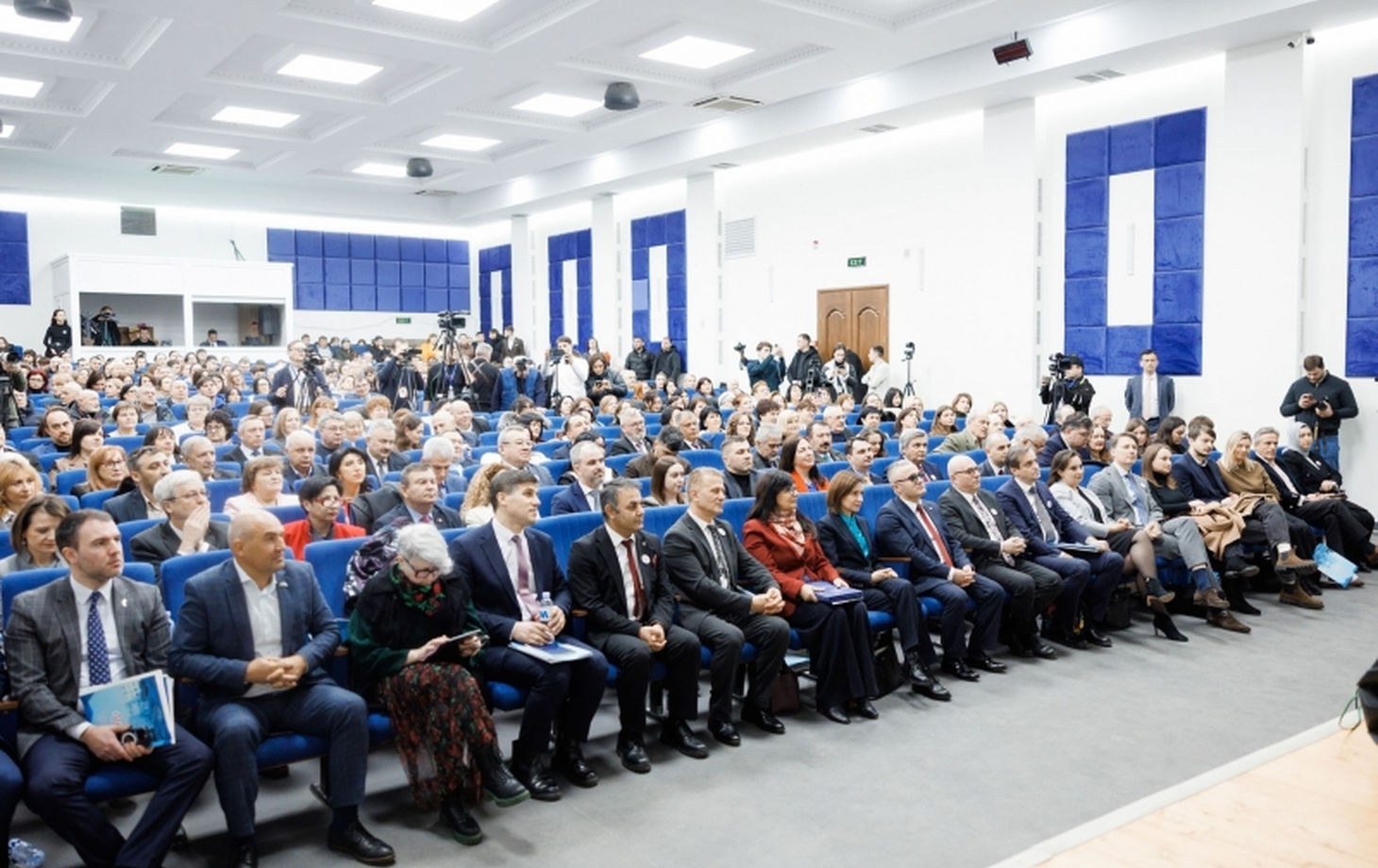 Комратский университет