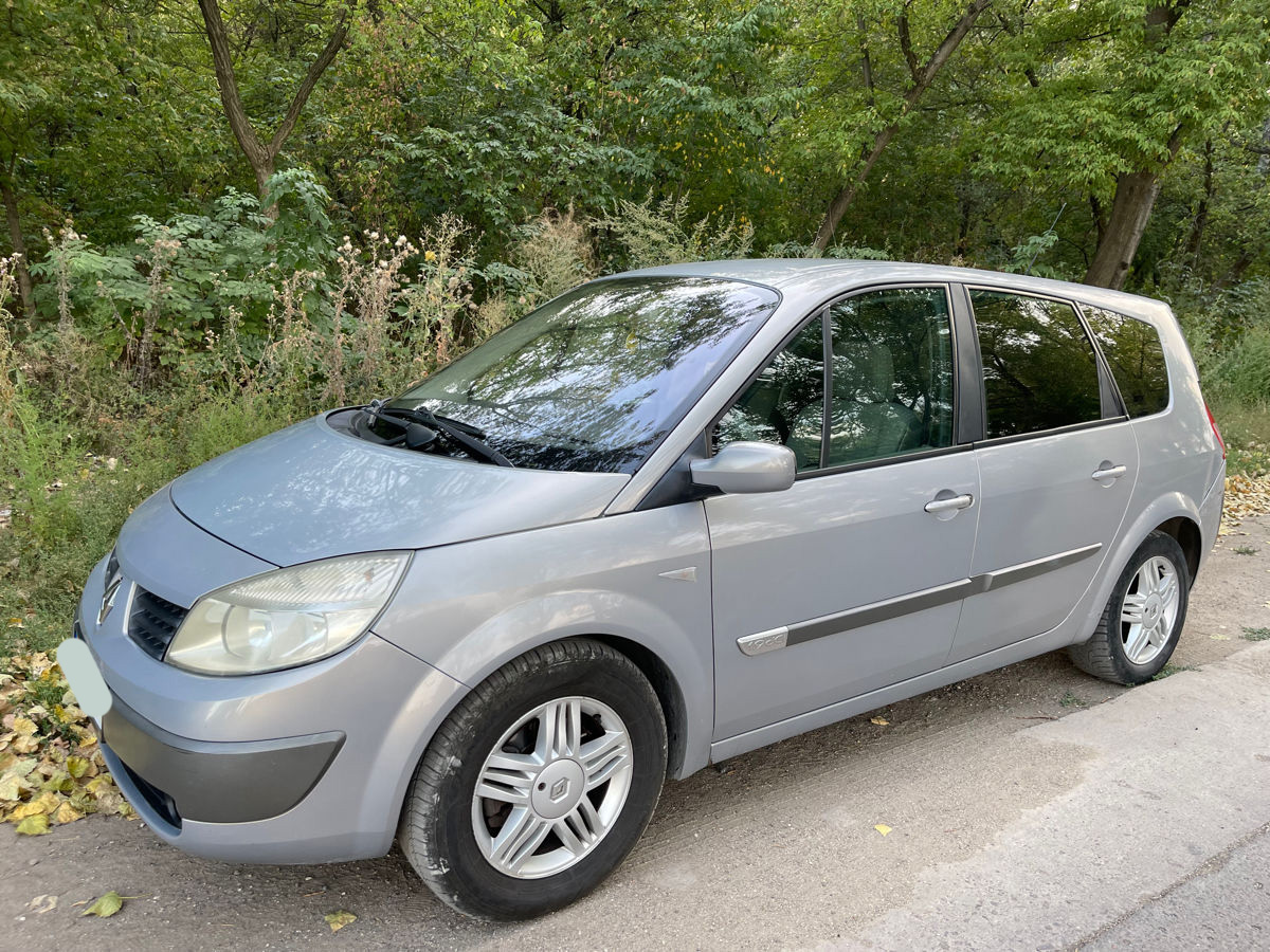 7-местный автомобиль на продажу в Бельцах 3