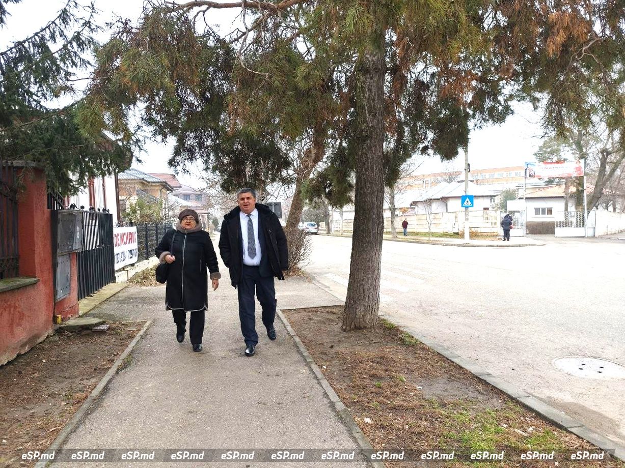 Рымнику-Сэрат город-побратим Единец