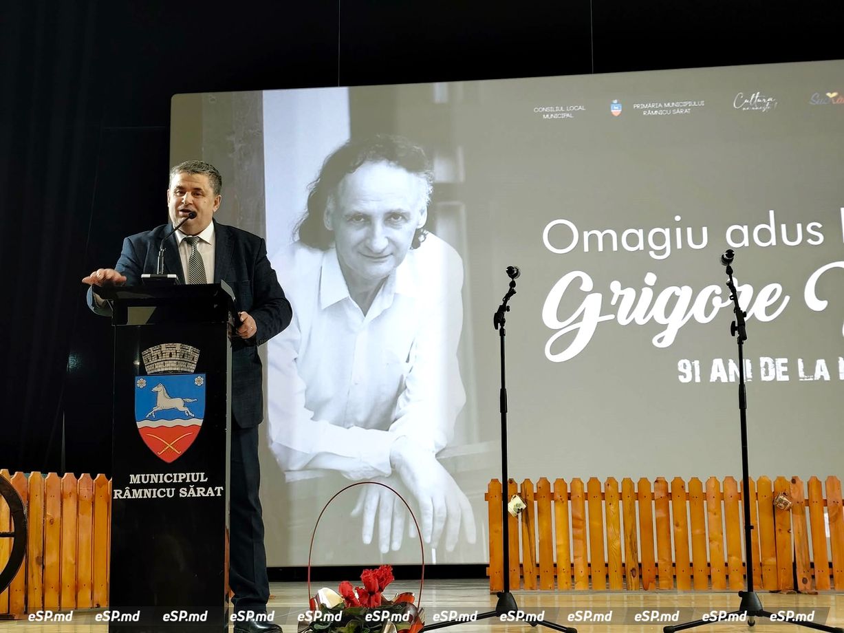 Рымнику-Сэрат город-побратим Единец