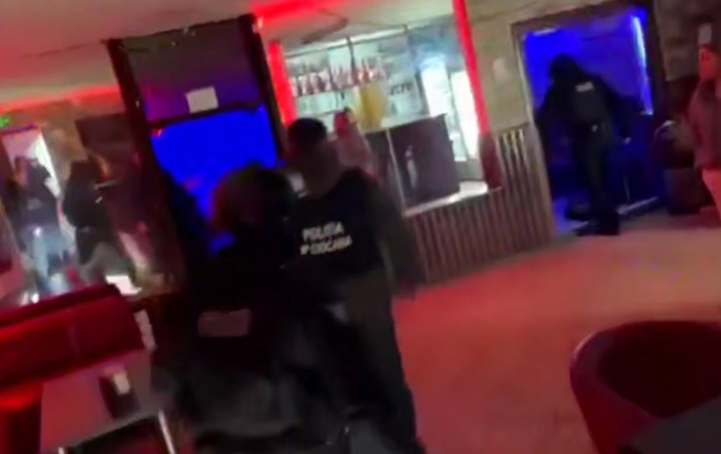 Рейды по заведениям Кишинёва: полиция нашла наркотики и задержала 3 человек