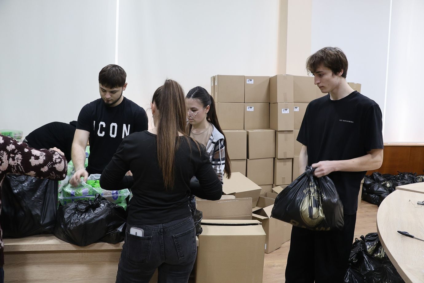 Более 1000 жителей Комрата получат продуктовые пакеты к Пасхе 4