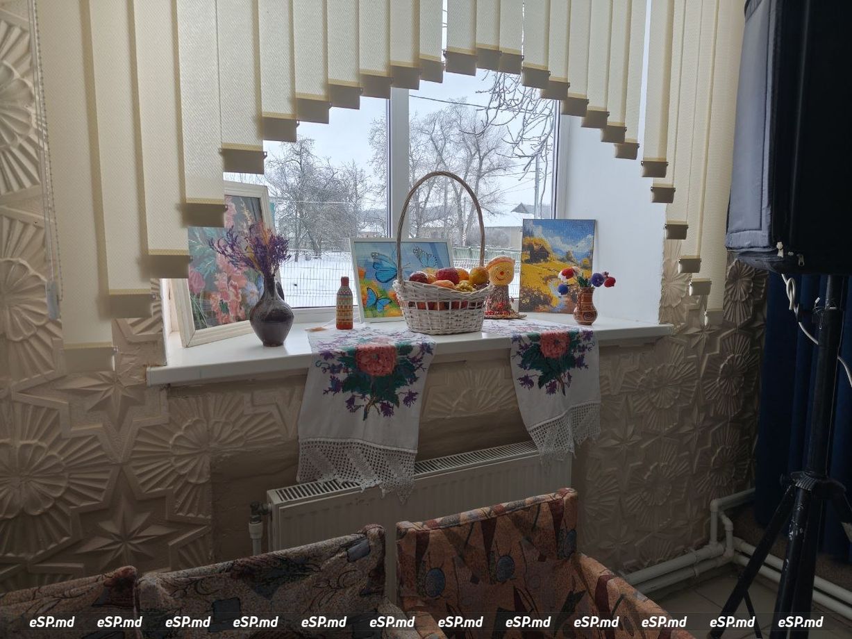 Сестры Осояну в Володянах и Блештенах