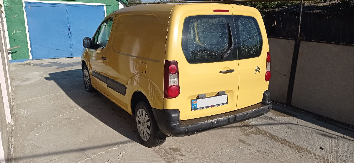 Дизельная машина на продажу в Бельцах 4