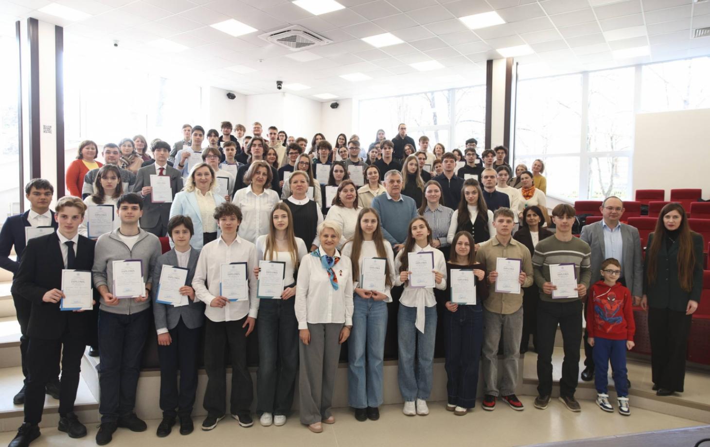 Кто из учеников Бельц и севера Молдовы стал призёром олимпиады по химии