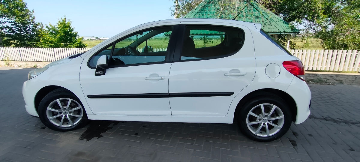 Дизельная машина на продажу в Бельцах 5