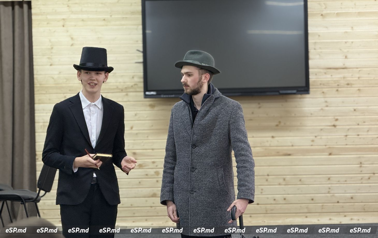 день театра и поэзии в кружке Сениорий24