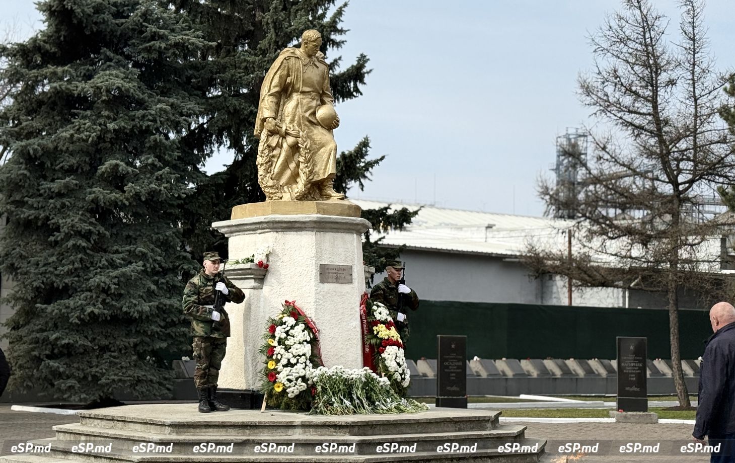 В Бельцах прошло памятное шествие в честь 82-й годовщины освобождения города фото39