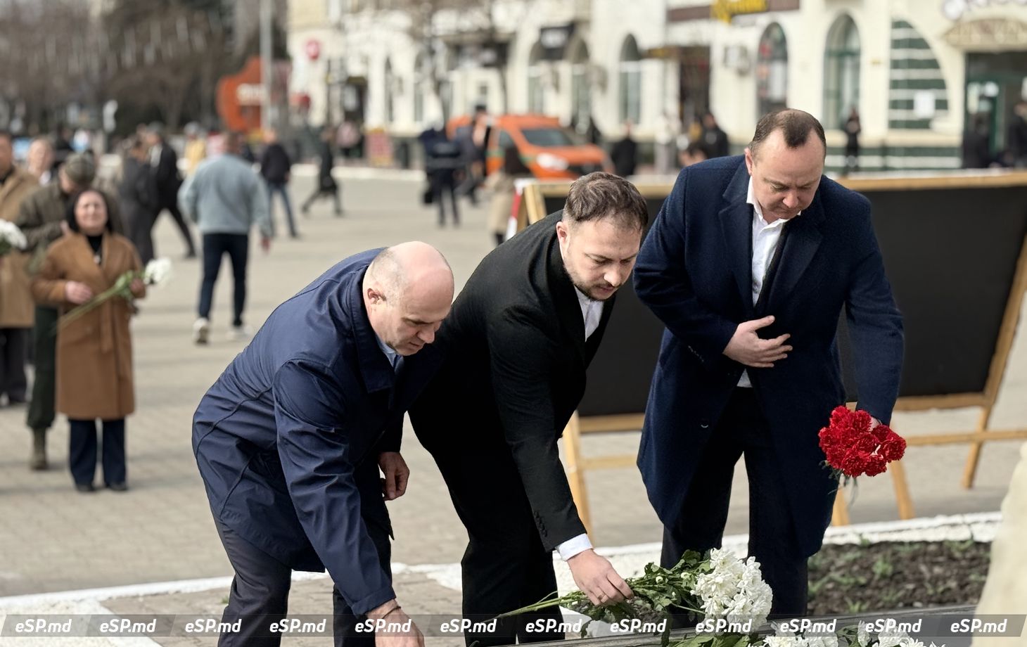 В Бельцах прошло памятное шествие в честь 82-й годовщины освобождения города фото8