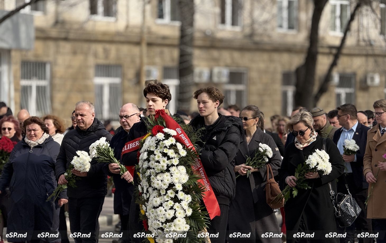 В Бельцах прошло памятное шествие в честь 82-й годовщины освобождения города фото1