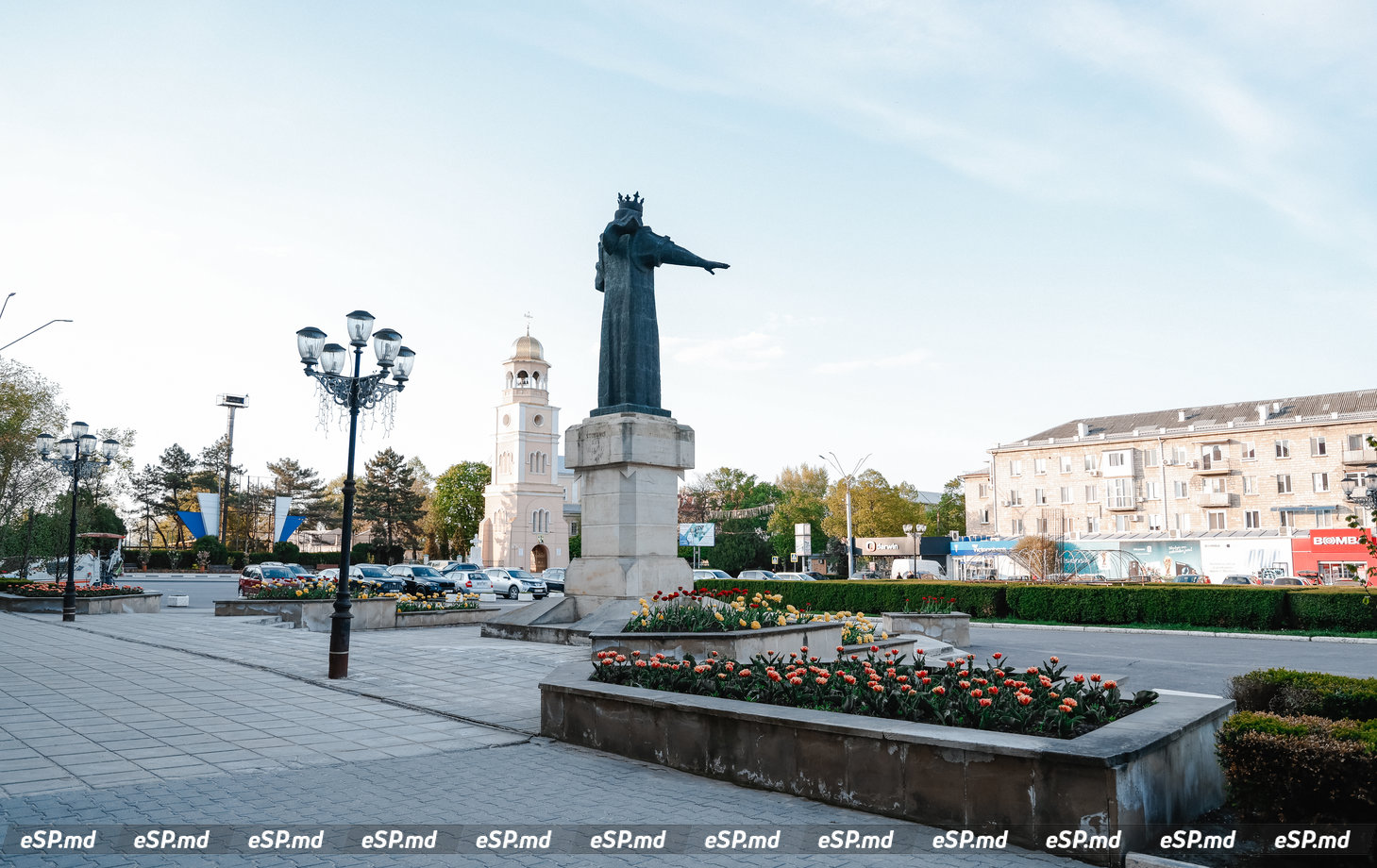весна в Бельцах 2026 клумбы в центре 21
