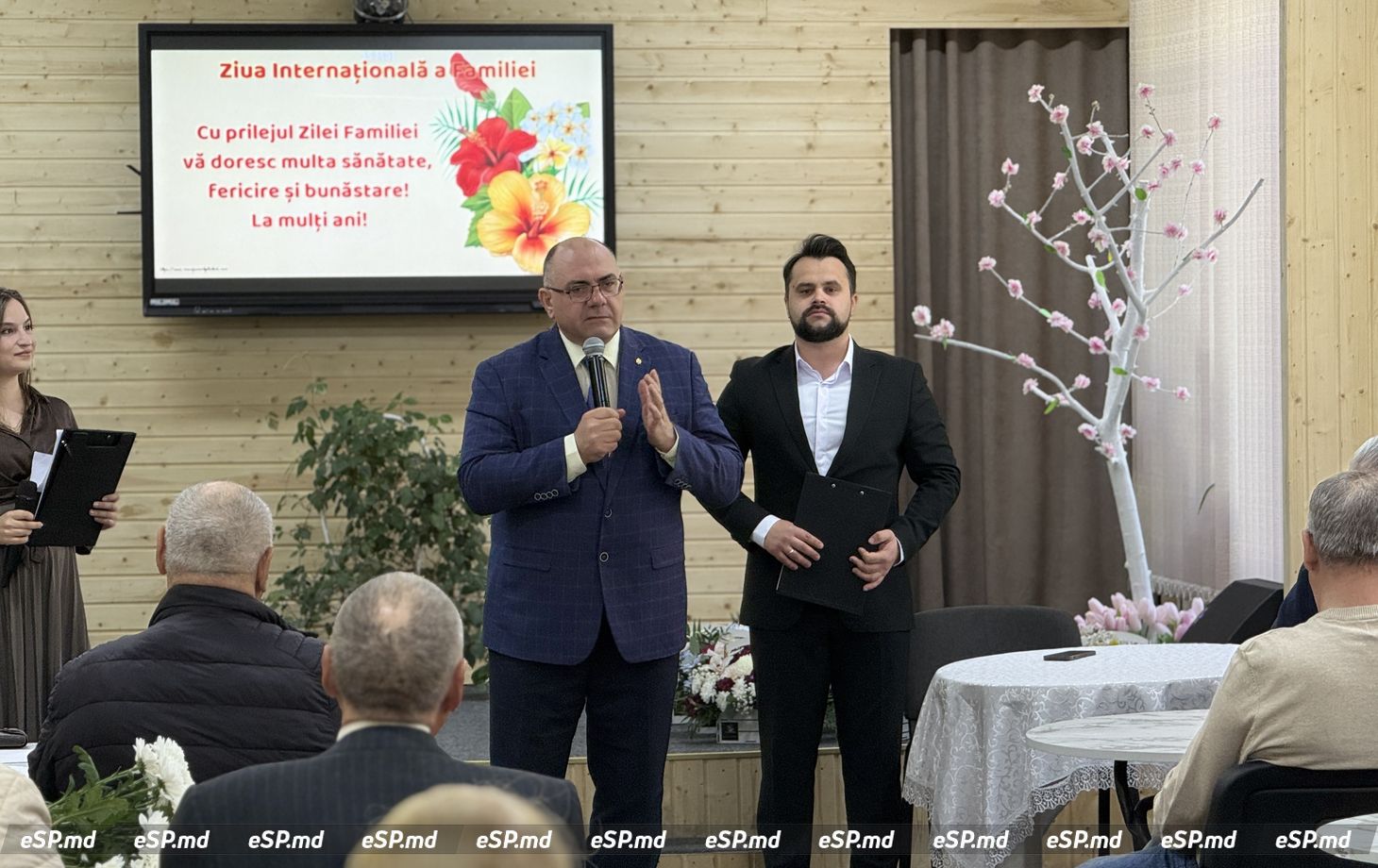 Александр Петков