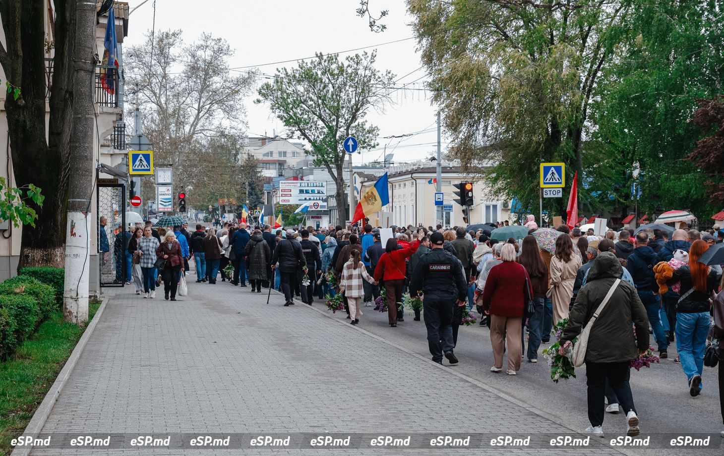 Торжественное шествие, посвящённое Дню Победы 81 годовщина: фото2