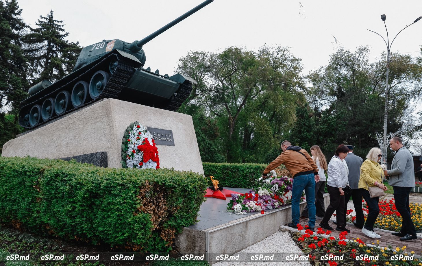 Торжественное шествие, посвящённое Дню Победы 81 годовщина: фото