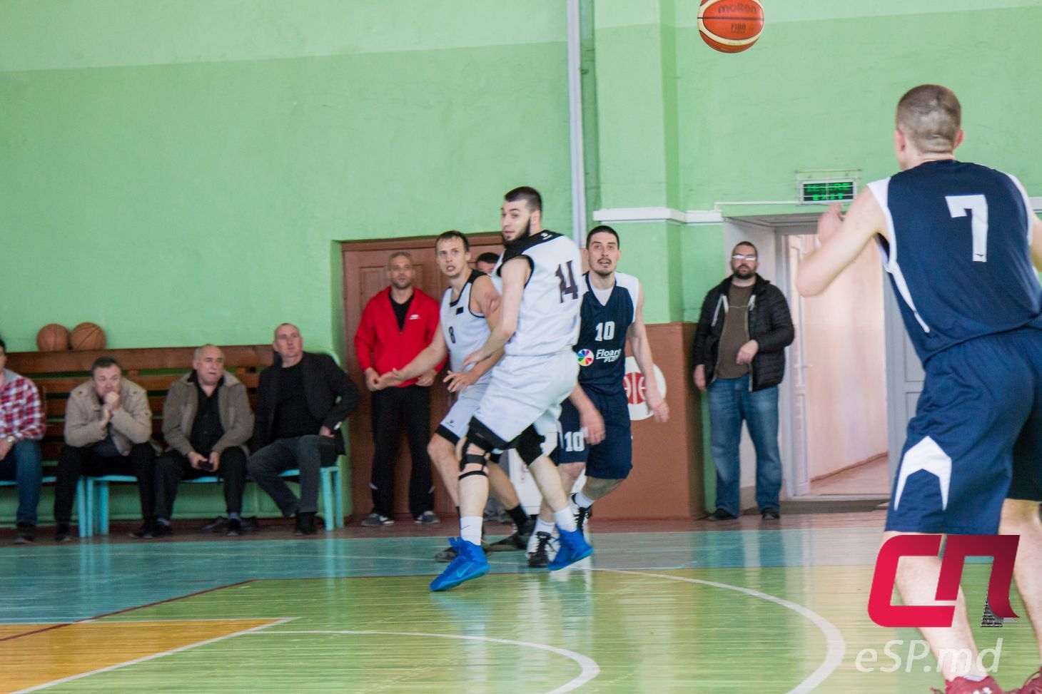 Баскетбол в Бельцах «UA-Баско» - «Флоаре»