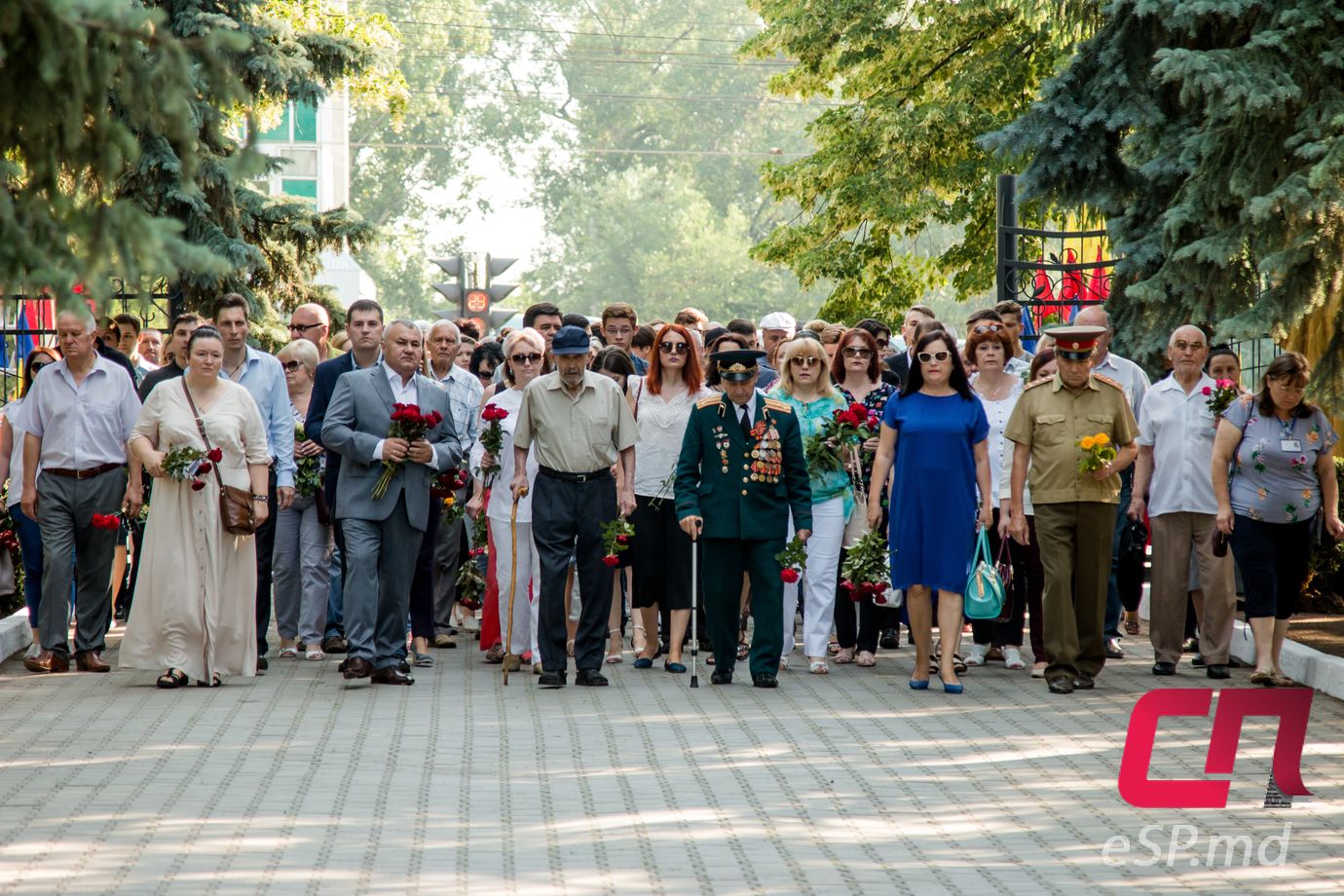 День памяти жертв фашизма в Бельцах, шествие, возложение