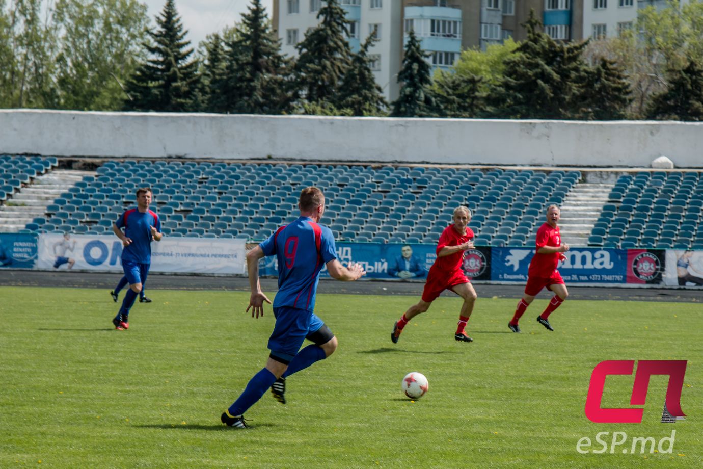 Футбол в Бельцах, городской стадион