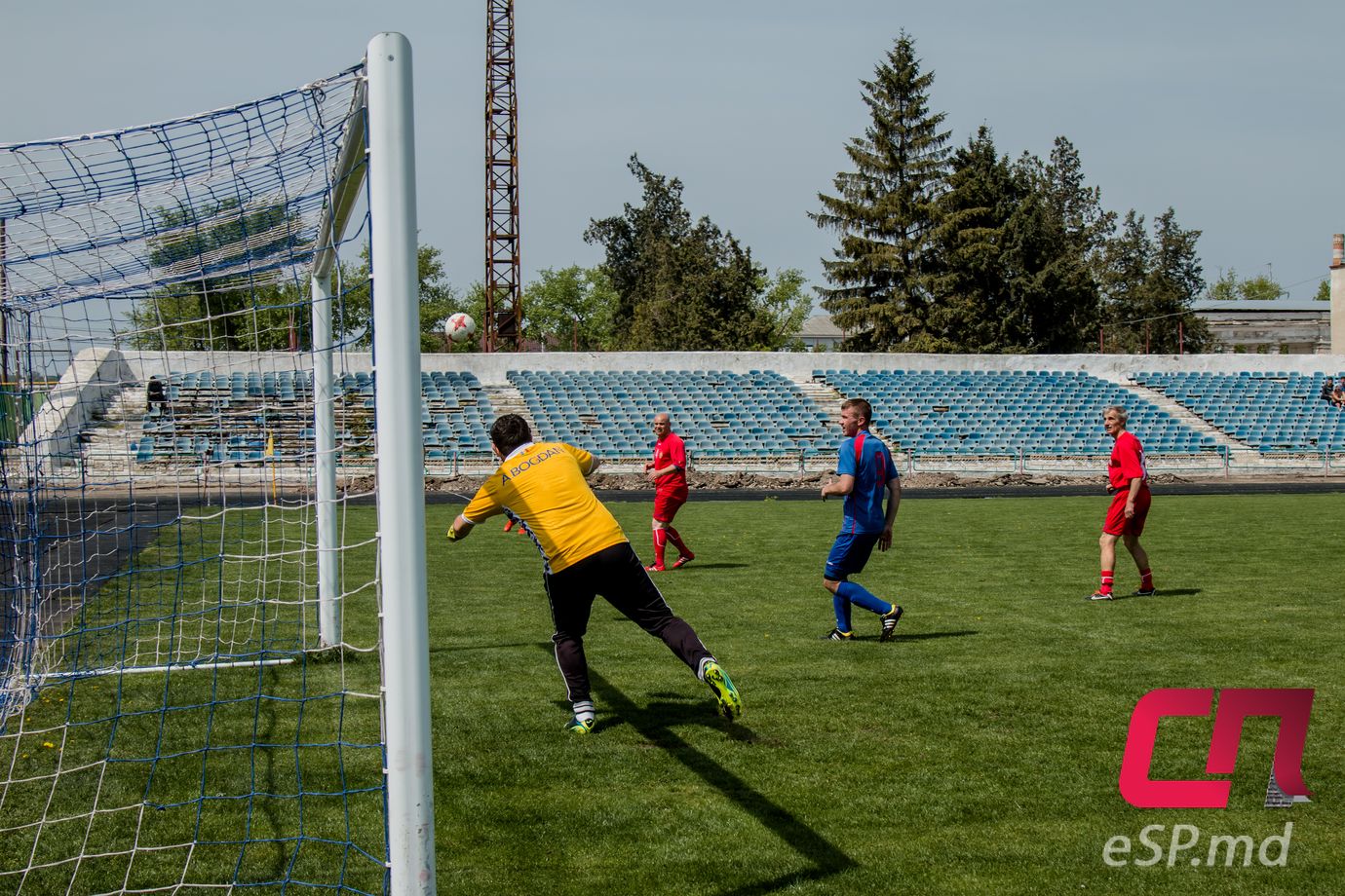 Футбол в Бельцах, городской стадион