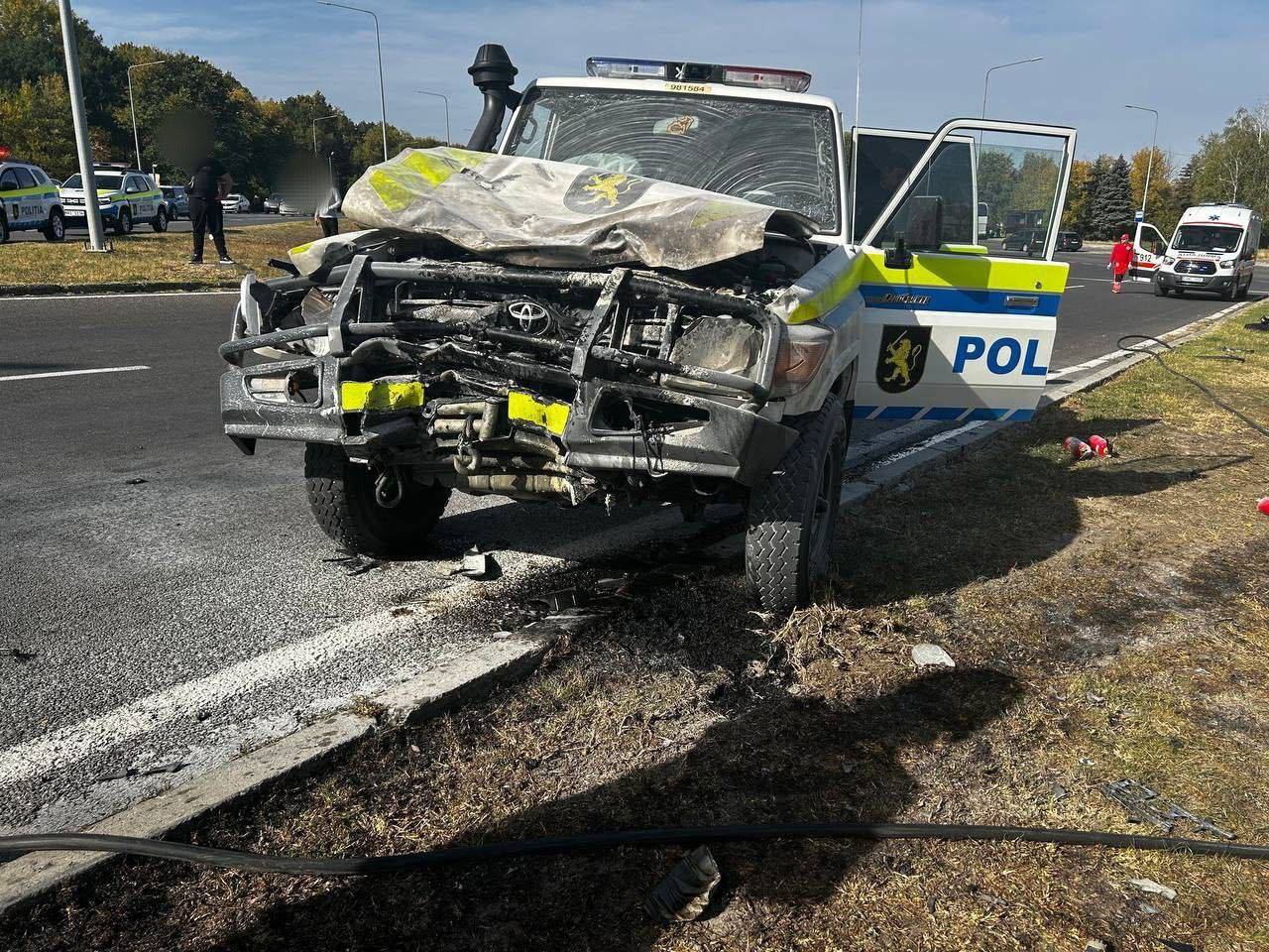 В Кишинёве водитель мотоцикла и его пассажир погибли в ДТП со служебным авто