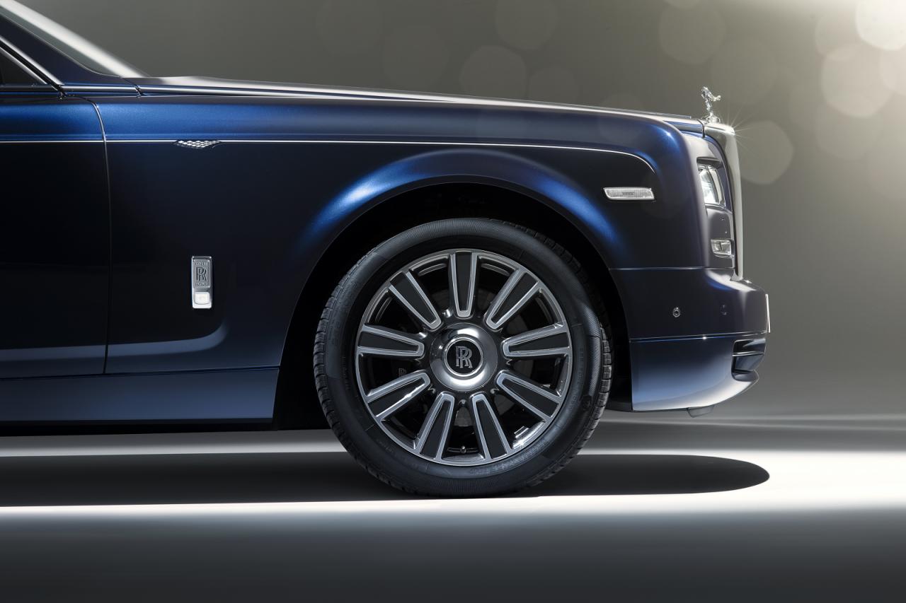 Ответьте на вопросы викторины про Rolls Royce и получите скидку на учебу в  автошколе