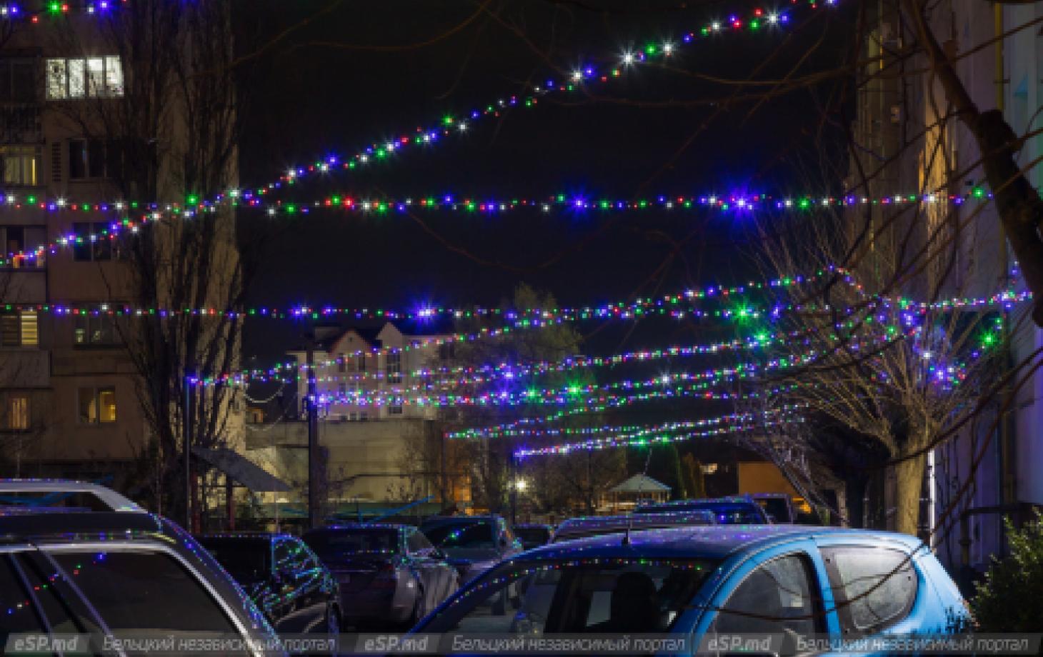 Ощущение, будто мы в другом городе». Жильцы дома на «БАМе» сами украсили  двор к праздникам | СП - Новости Бельцы Молдова