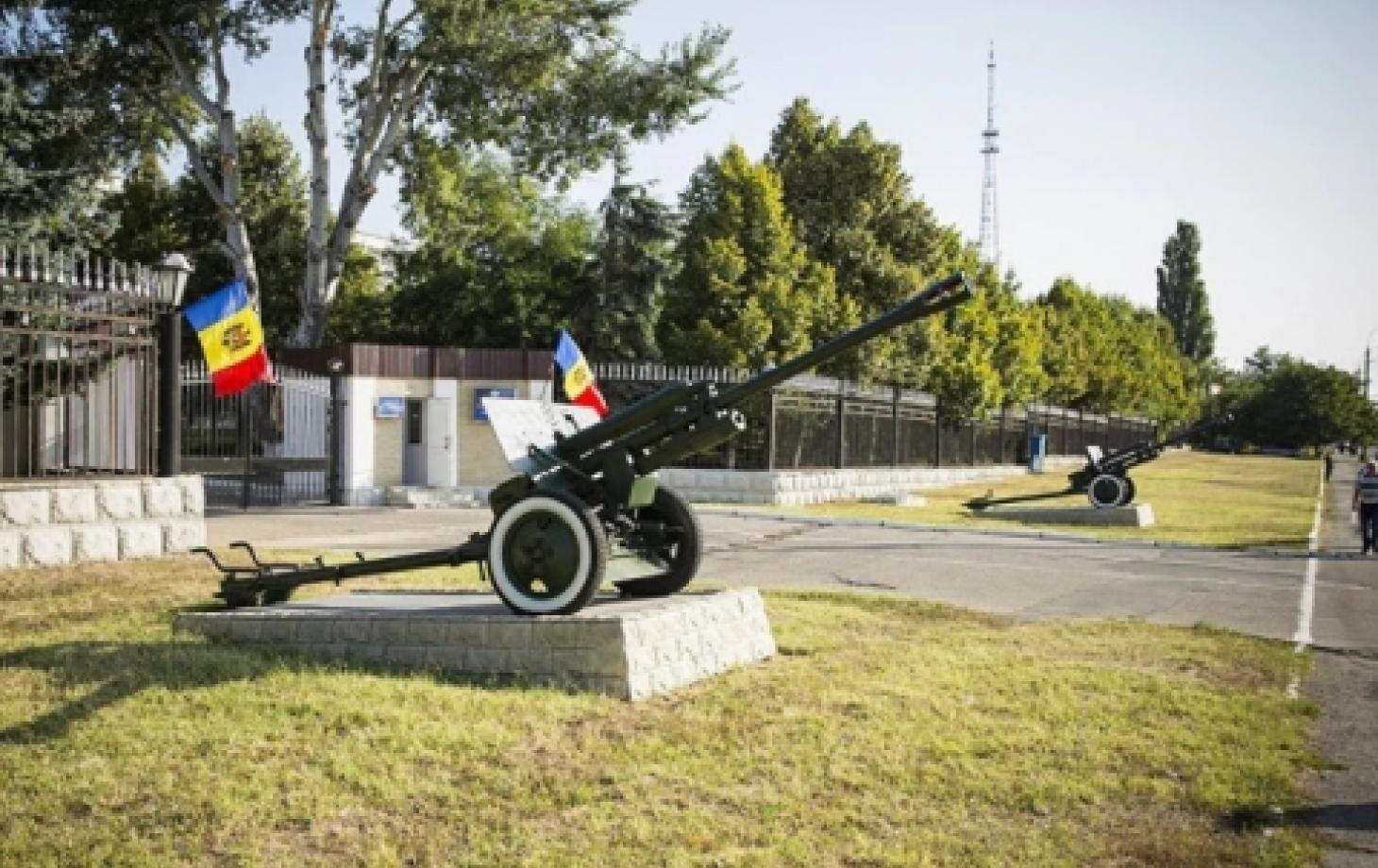 Техника с военных учений в Молдове возвращается на места дислокации