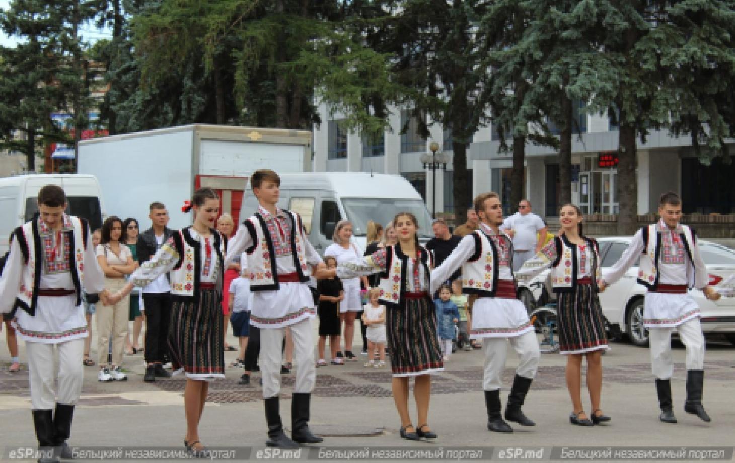 Фестиваль народных ансамблей Бельцы