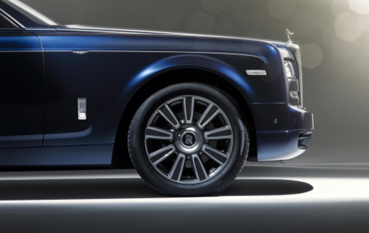 Ответьте на вопросы викторины про Rolls Royce и получите скидку на учебу в  автошколе