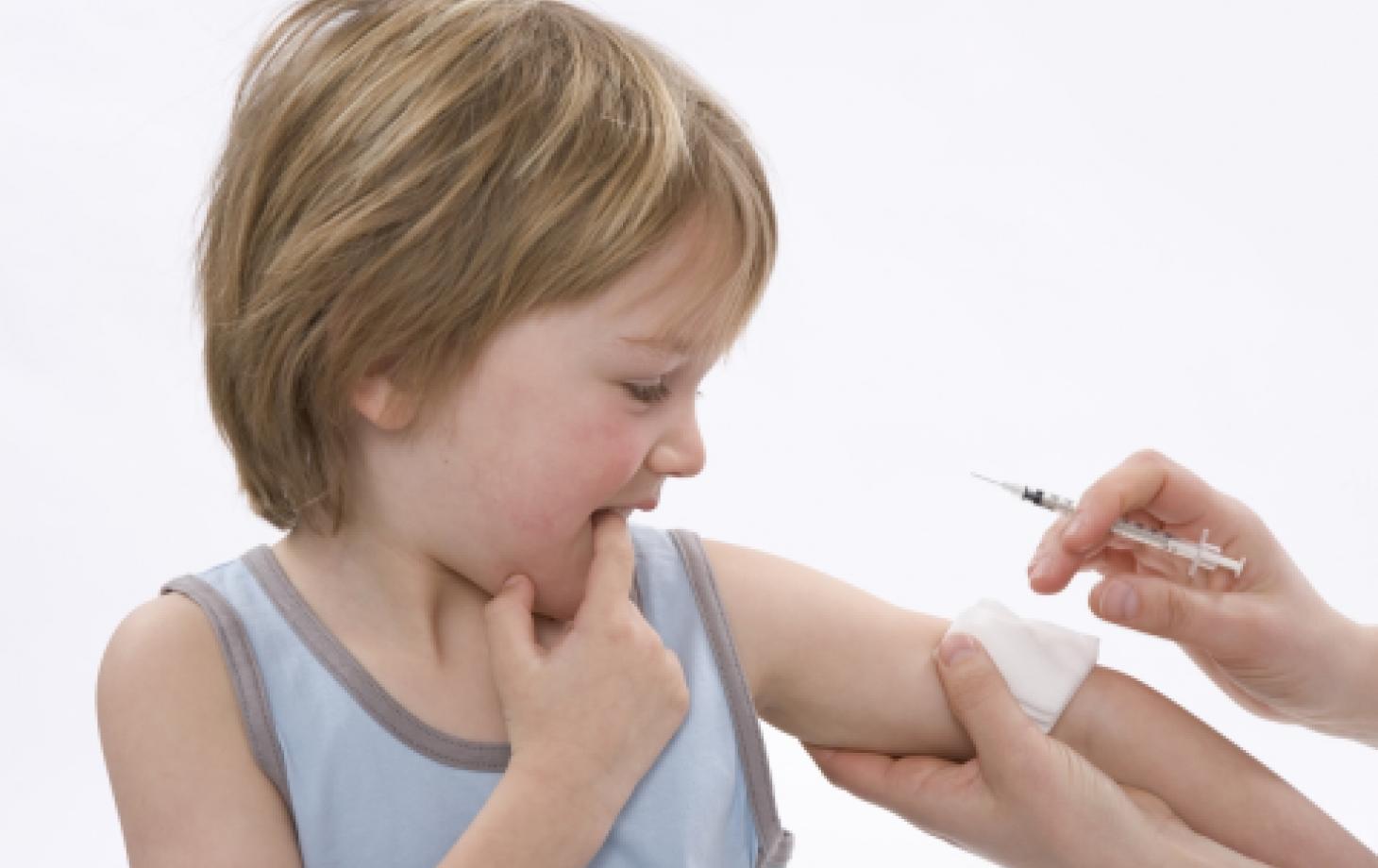 Как отдать ребёнка в садик без прививок?