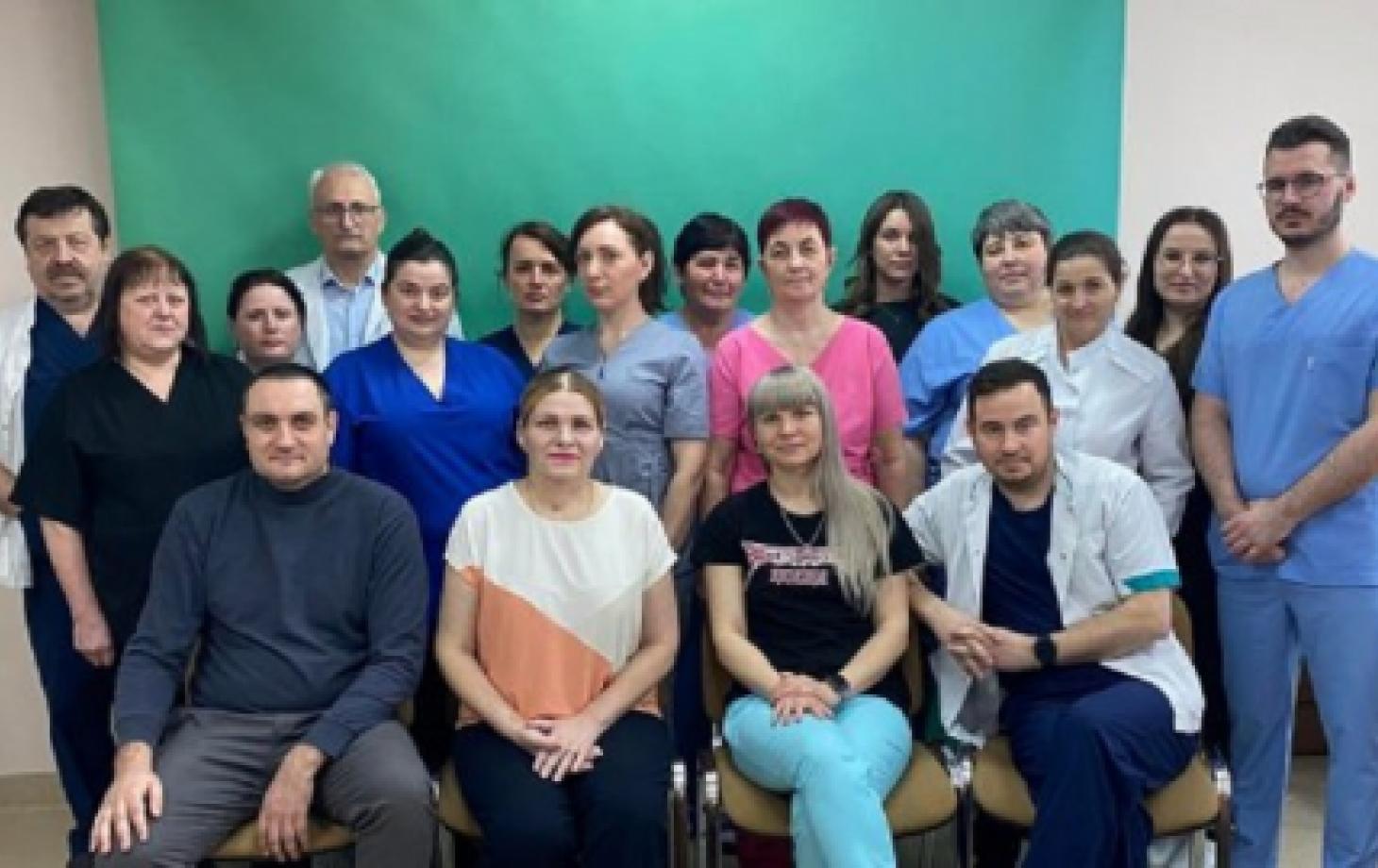 Pacientă cu o formă severă de pancreatită acută, salvată după 90 de zile de terapie intensivă