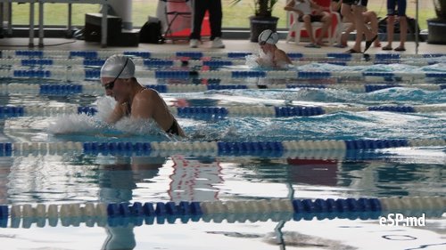 Абсолютная победа бельцкой пловчихи